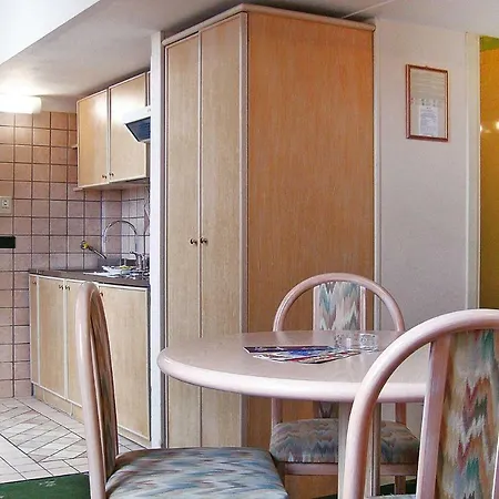 Apartment Miramare Ili01386 Cye *