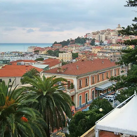 Apartment Miramare Ili01386 Cye *
